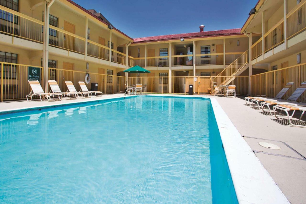 La Quinta Inn By Wyndham Baton Rouge University Area المظهر الخارجي الصورة